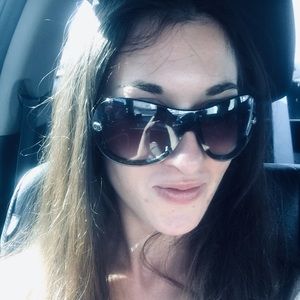 Meet your Posher, Randa